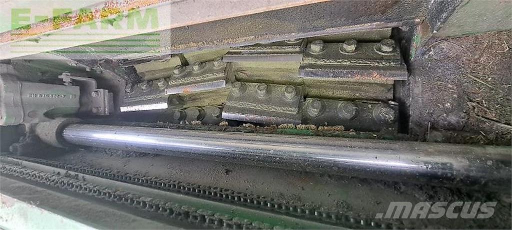 John Deere 8400 Önjáró szecskázók