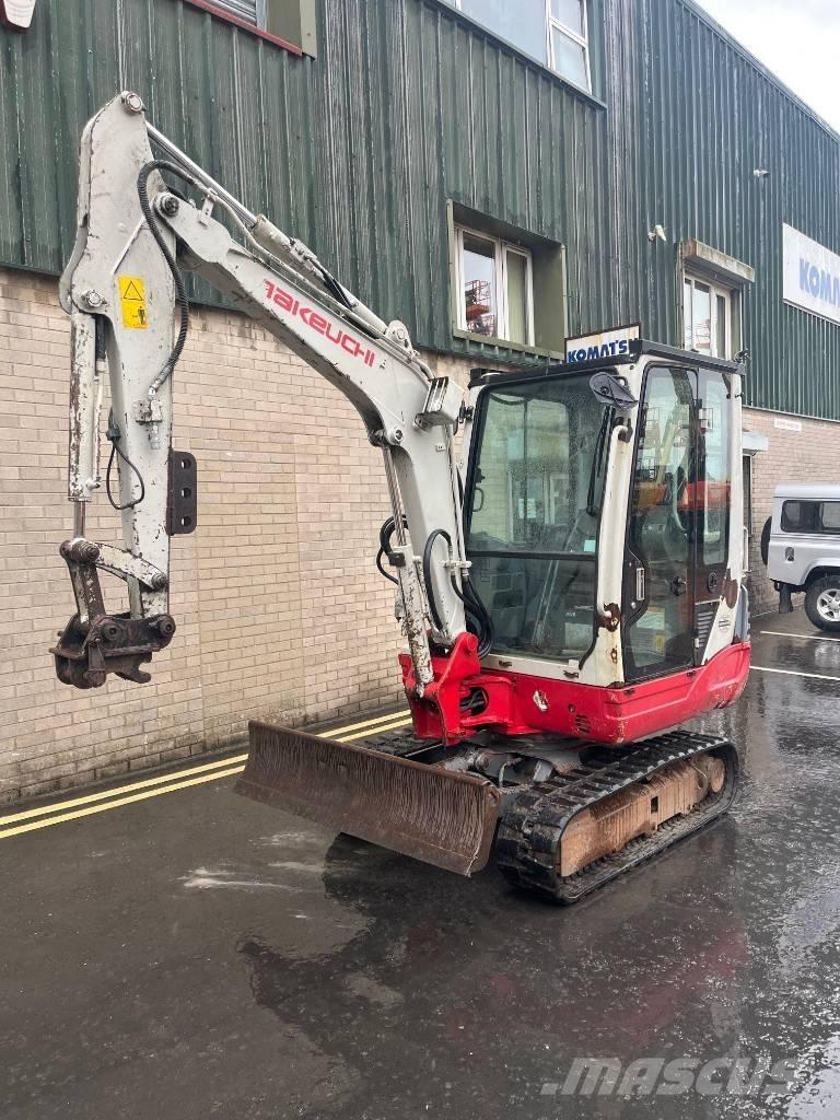 Takeuchi TB 228 Mini kotrók < 7t