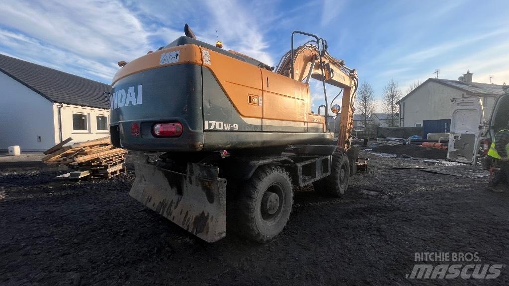 Hyundai Robex 170w-9 Gumikerekes kotrók