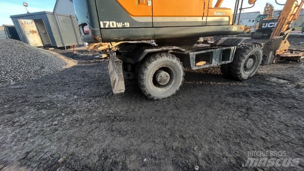 Hyundai Robex 170w-9 Gumikerekes kotrók