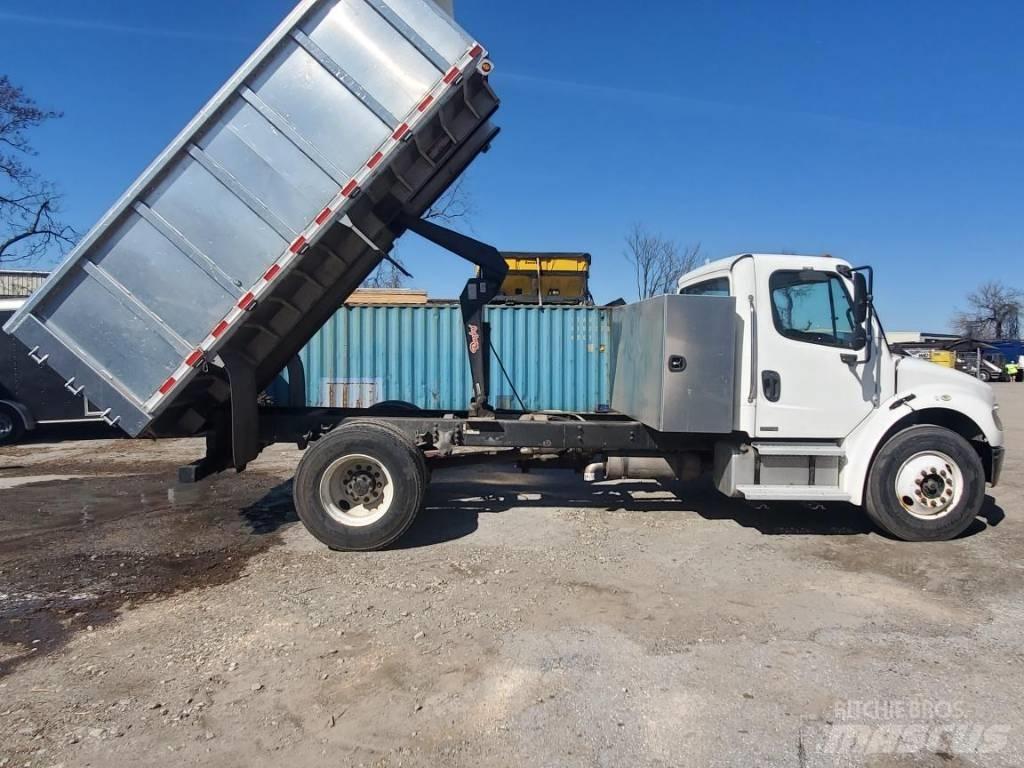 Freightliner M2 Billenő teherautók