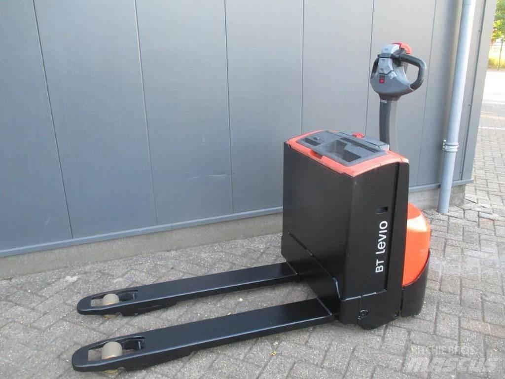 BT LWE 160 Alacsony emelőkocsi