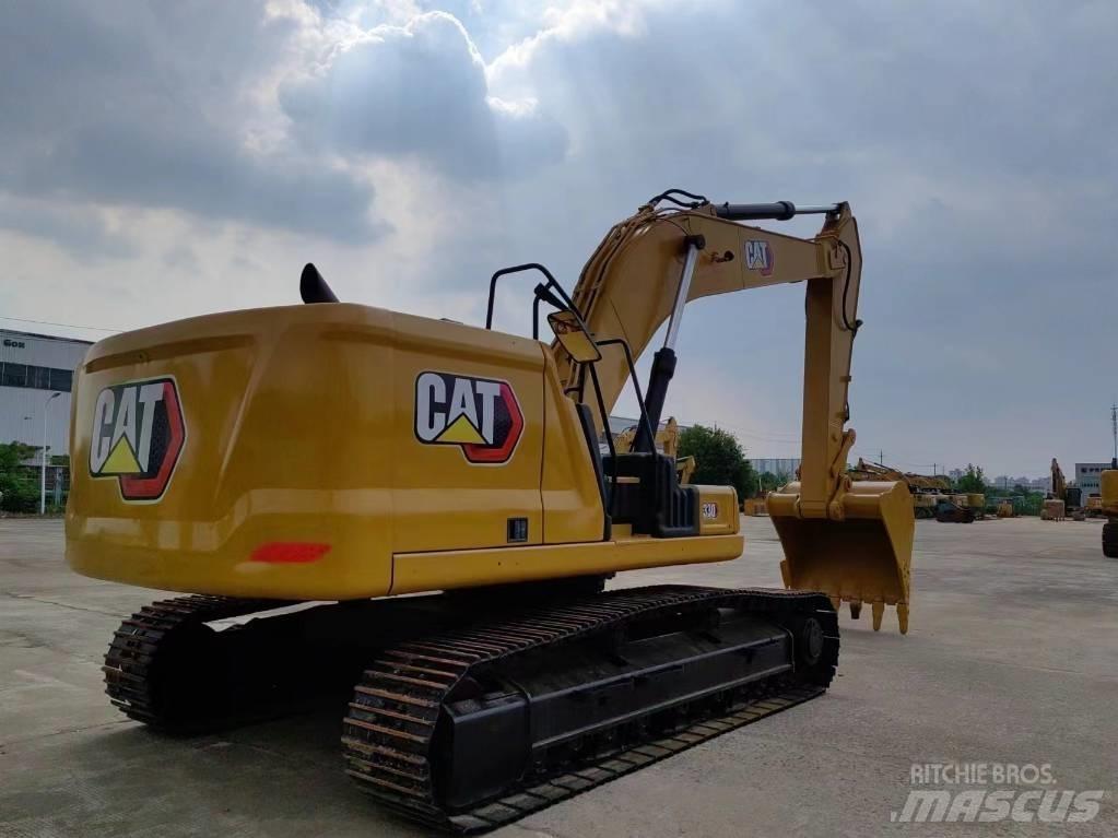 CAT 330 Lánctalpas kotrók