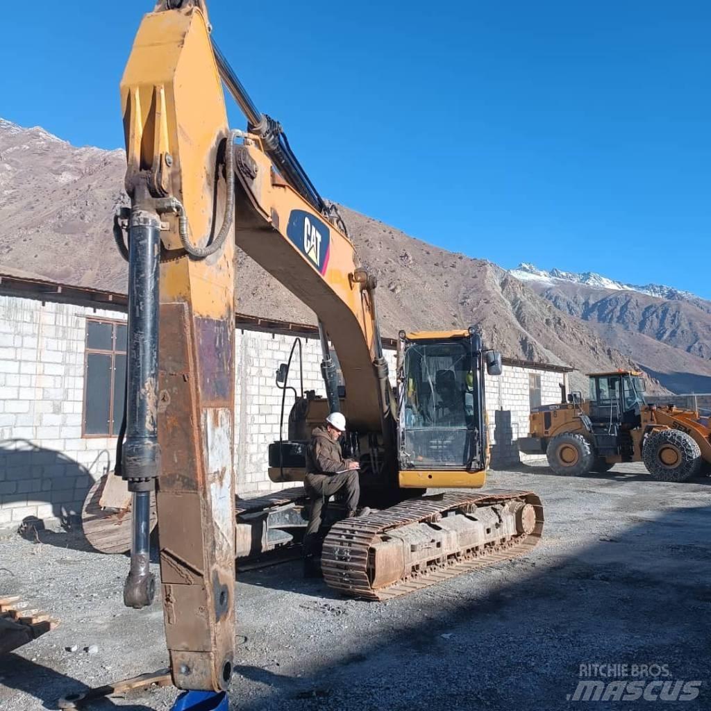 CAT 320D2 GC Lánctalpas kotrók