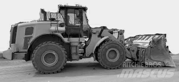 CAT 950M Gumikerekes homlokrakodók