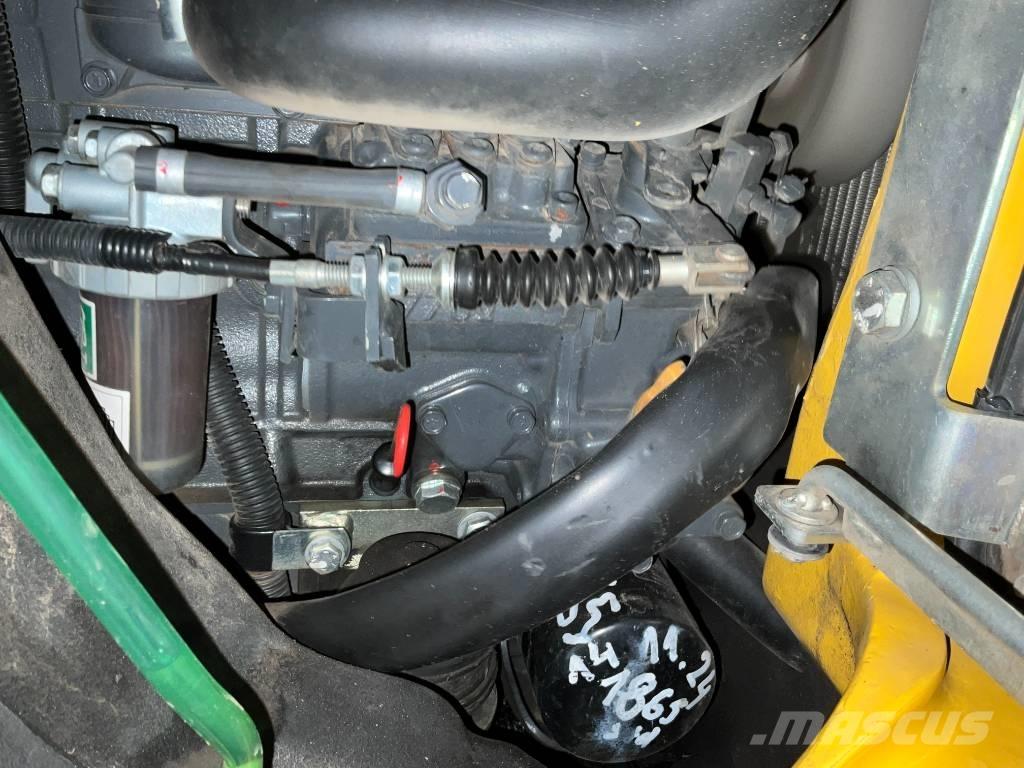 Komatsu PC 16 R-3 Mini kotrók < 7t