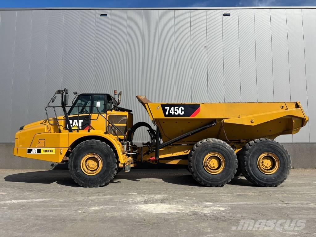 CAT 745 C Csuklósdömperek