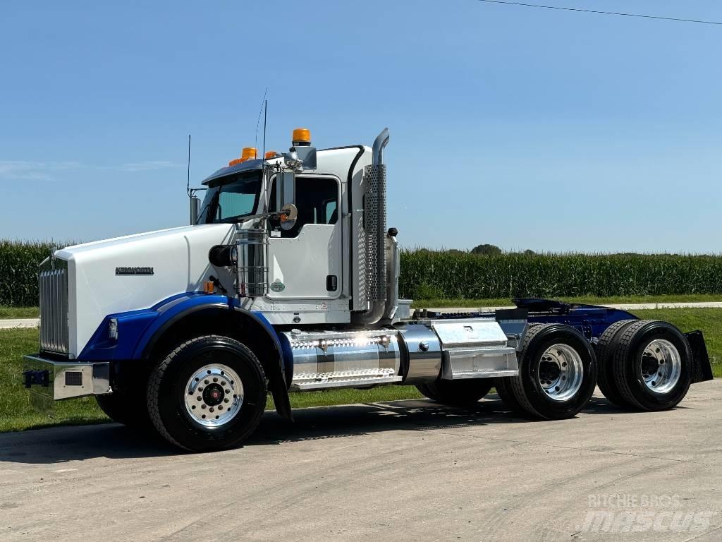 Kenworth T 800 Nyergesvontatók