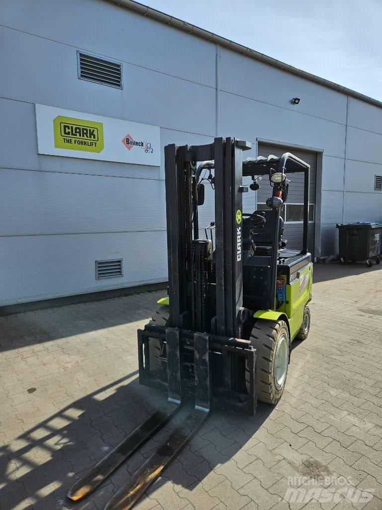 Clark EPX32i Elektromos targoncák