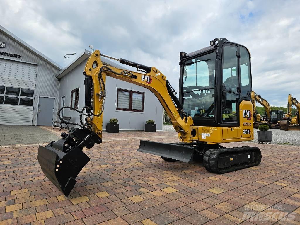 CAT 301.6 Mini kotrók < 7t