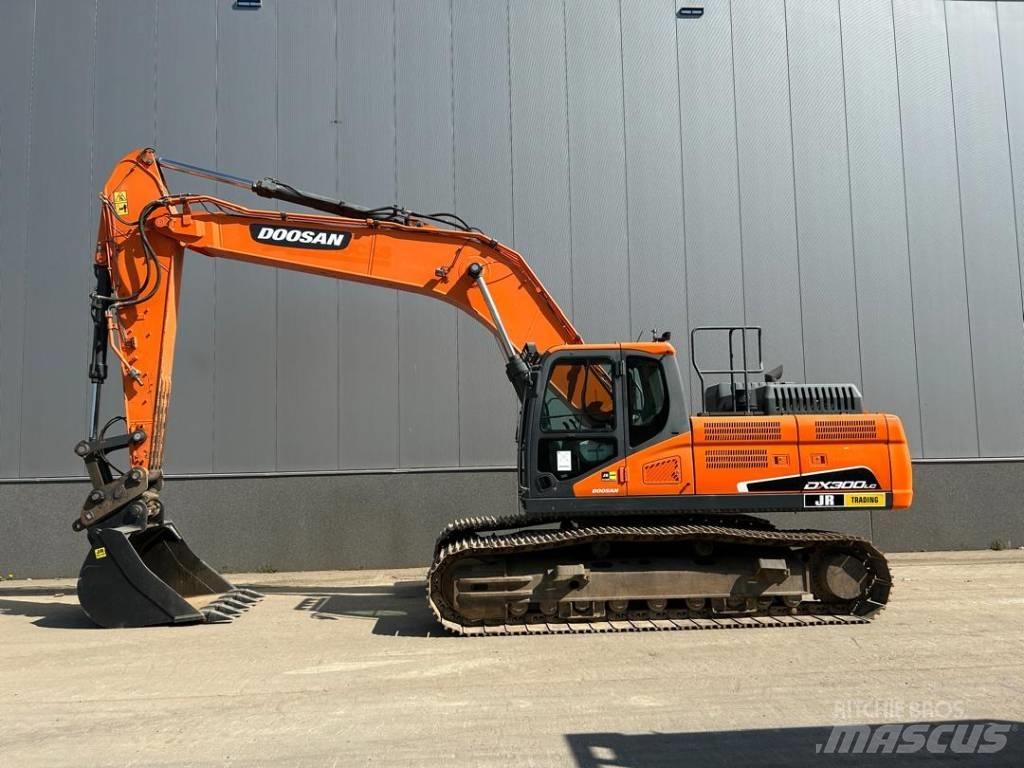 Doosan DX 300 LC-5 Lánctalpas kotrók
