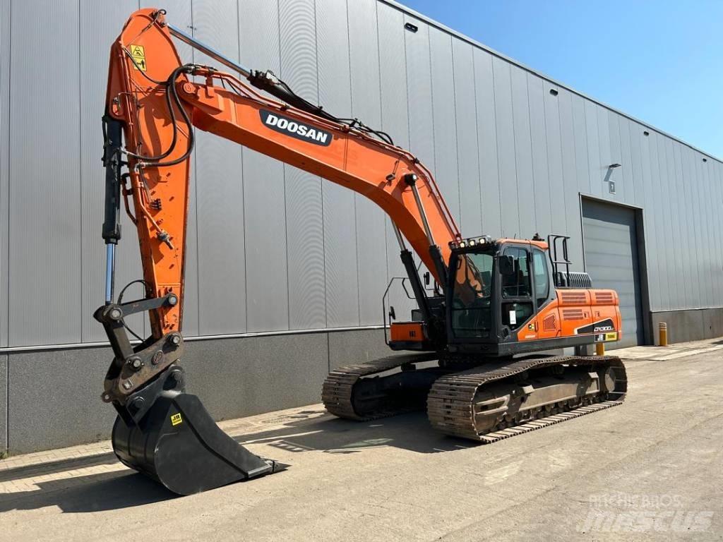 Doosan DX 300 LC-5 Lánctalpas kotrók