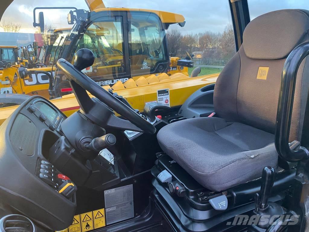 JCB 541-70 Agri Plus Teleszkópos rakodók