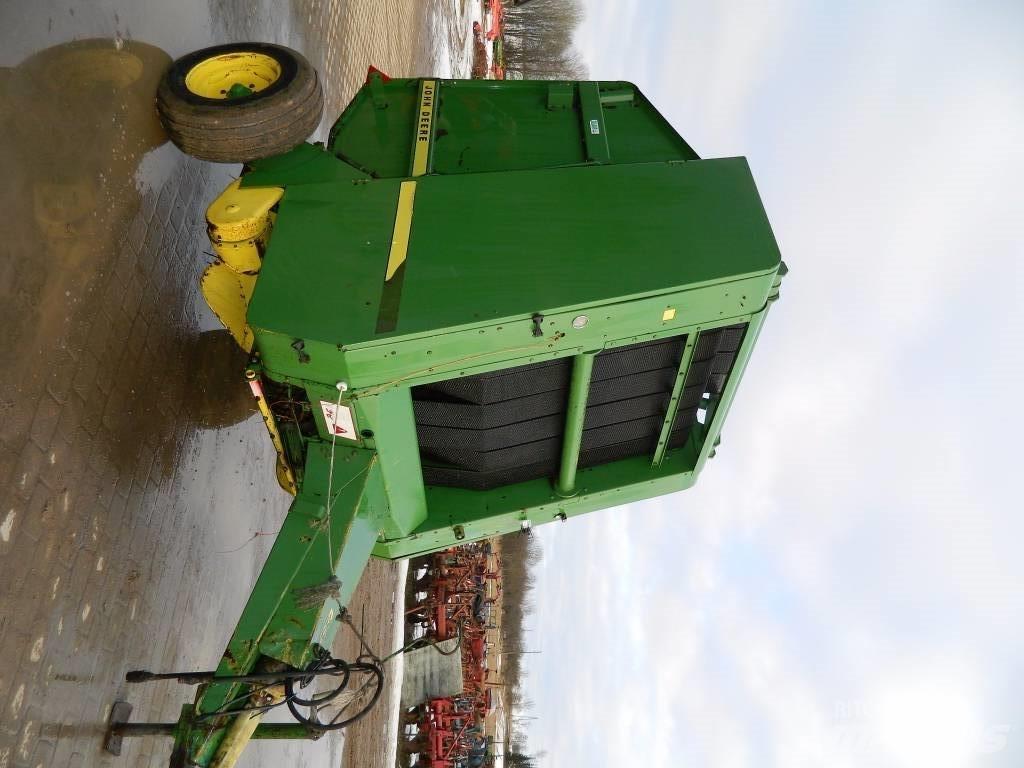 John Deere 550 Körbálázók