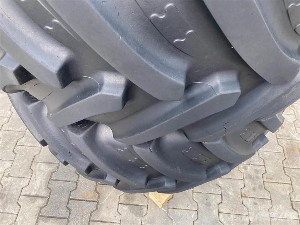 BKT 600/65R30 Gumiabroncsok, kerekek és felnik