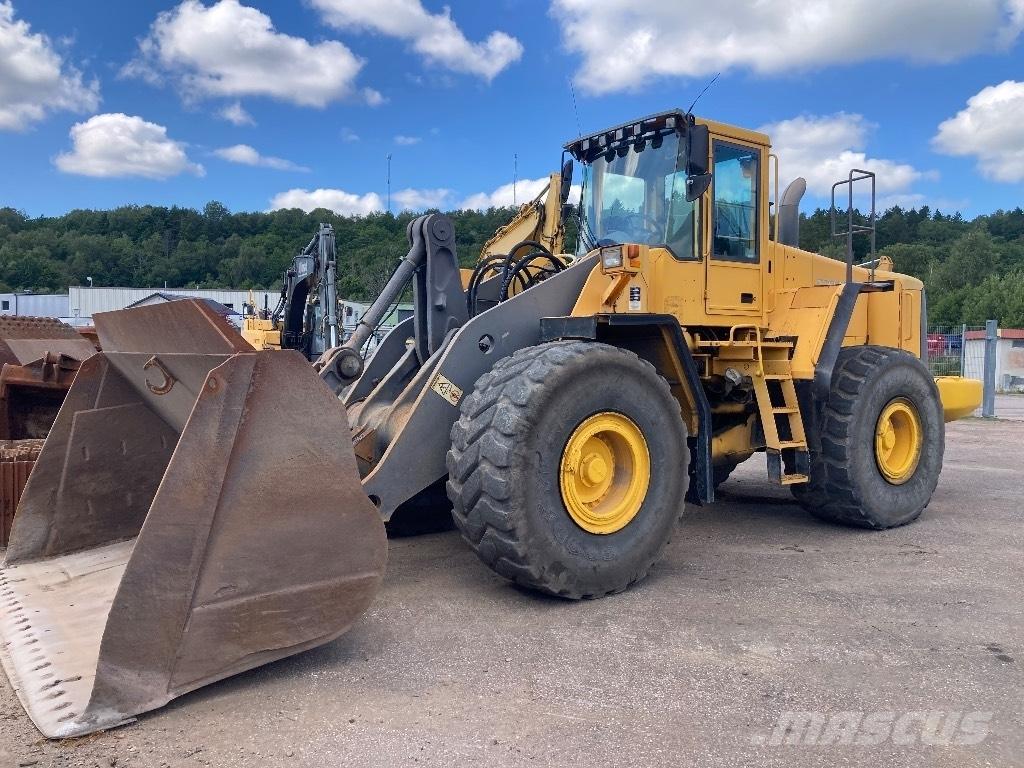 Volvo L 180 E Gumikerekes homlokrakodók