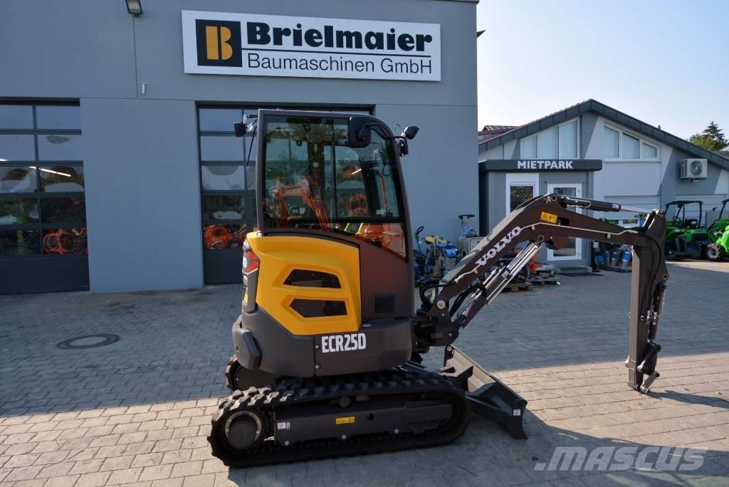 Volvo ECR 25 D Mini kotrók < 7t