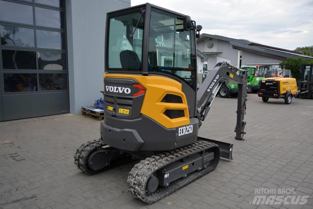 Volvo ECR 25 D Mini kotrók < 7t