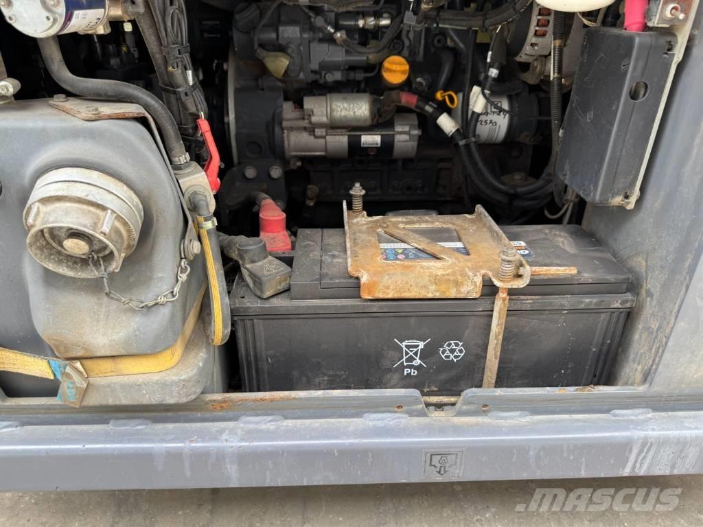 Hamm DV+ 70I VO-S Ikerdobos hengerek