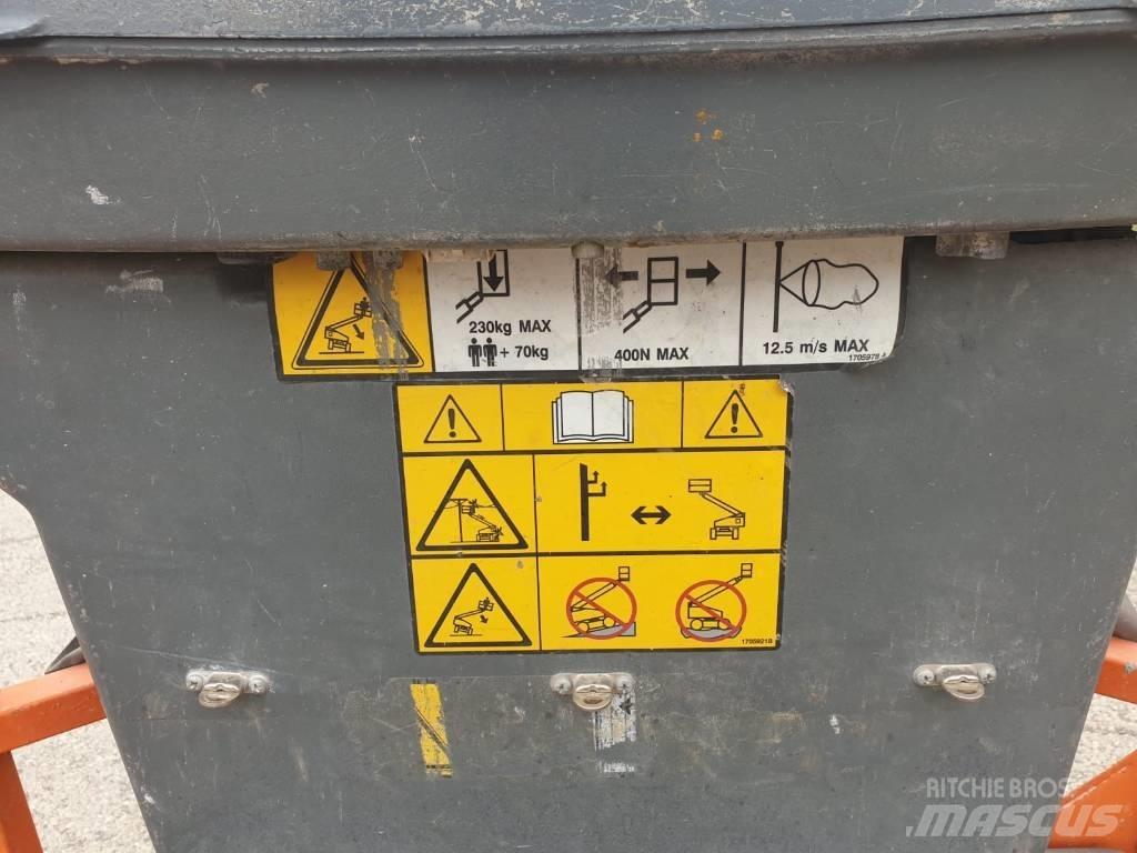 JLG 400 S Teleszkópos emelők