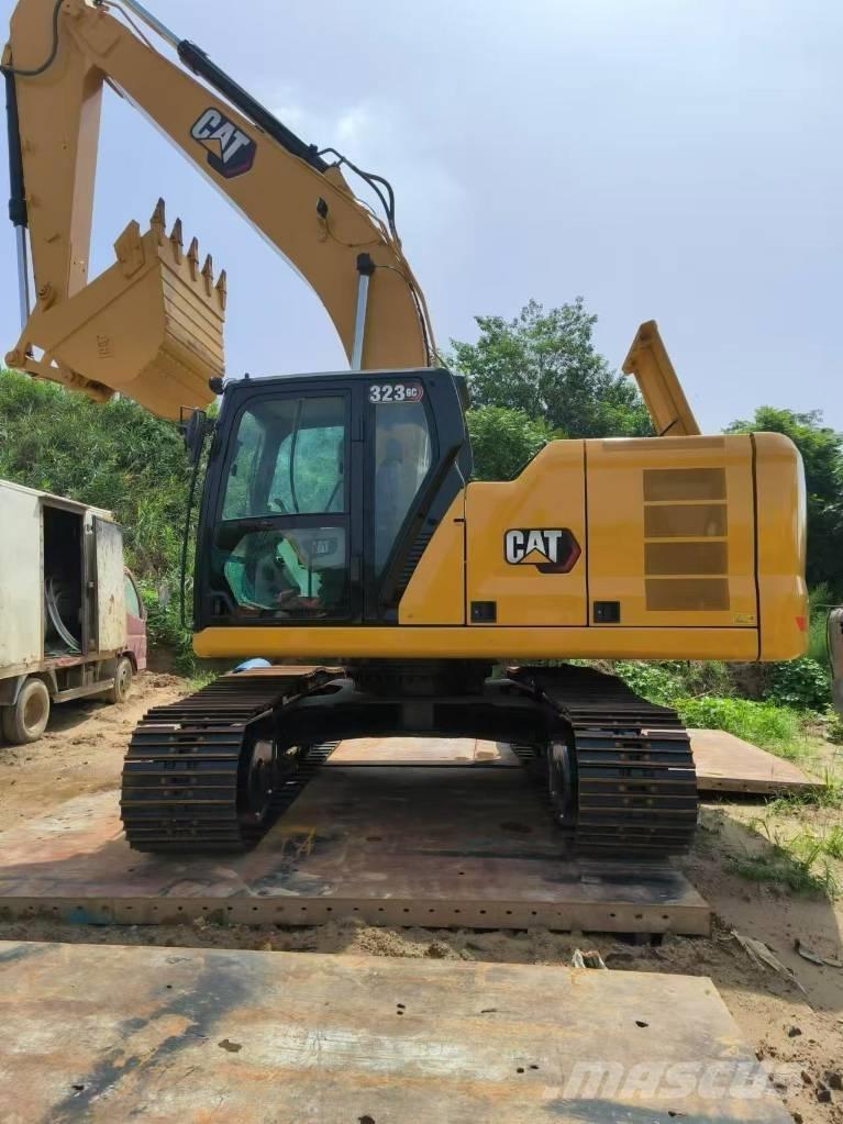 CAT 323 GC Lánctalpas kotrók