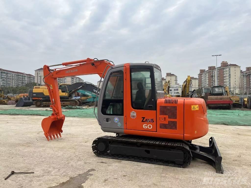 Hitachi ZX 60 Mini kotrók < 7t