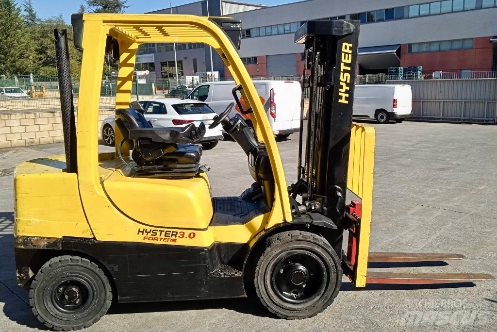 Hyster H 30 FT Dízel targoncák