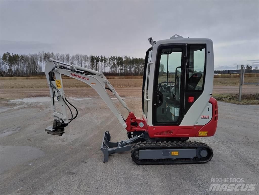 Takeuchi TB 216 Mini kotrók < 7t