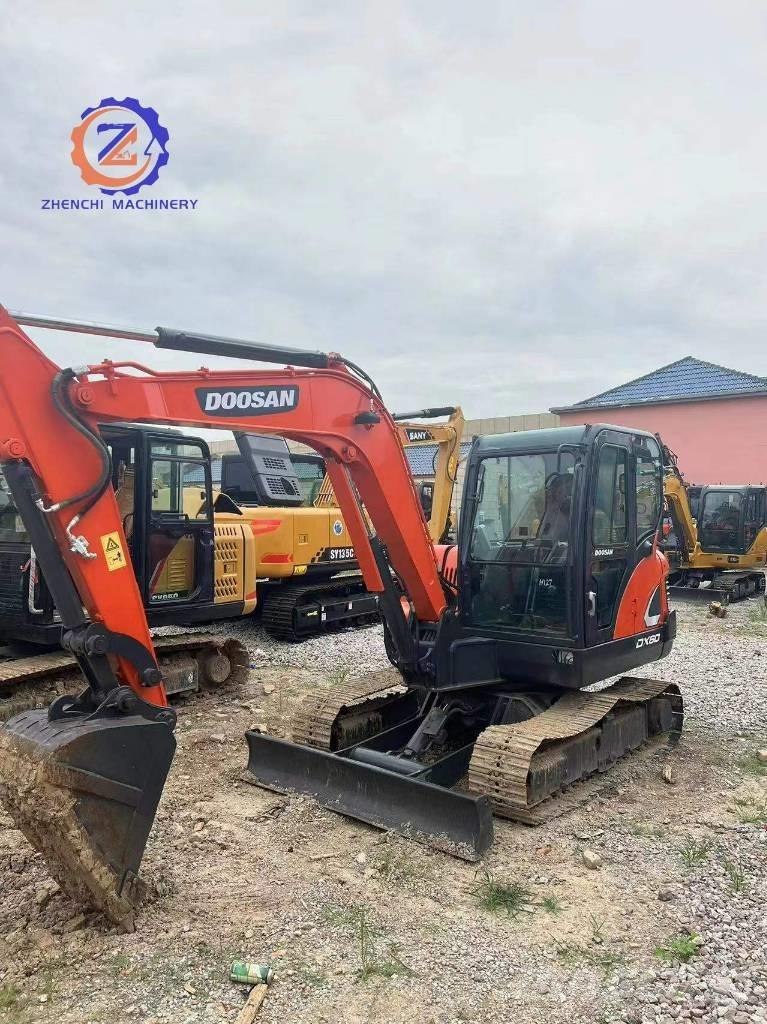 Doosan DX 60 Mini kotrók < 7t