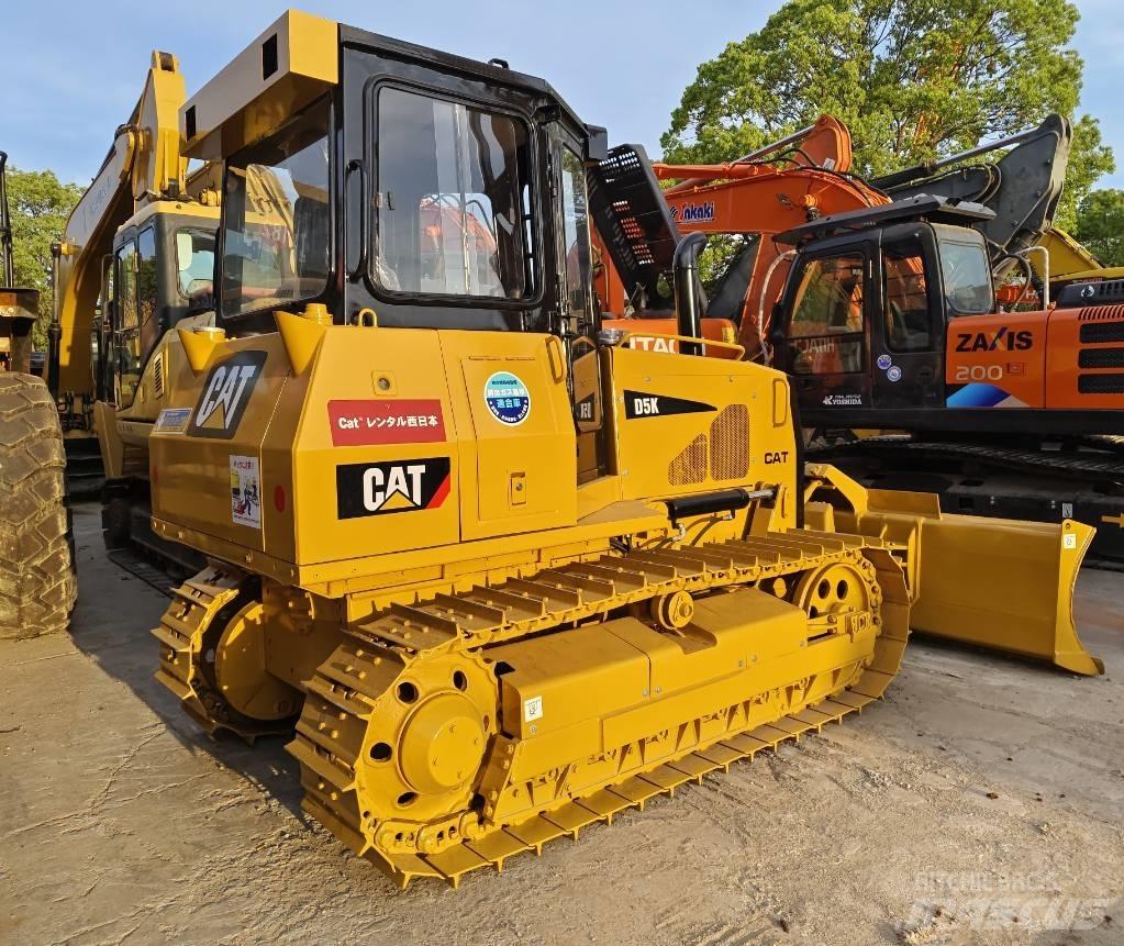 CAT D 5 K lánctalpas dózerek