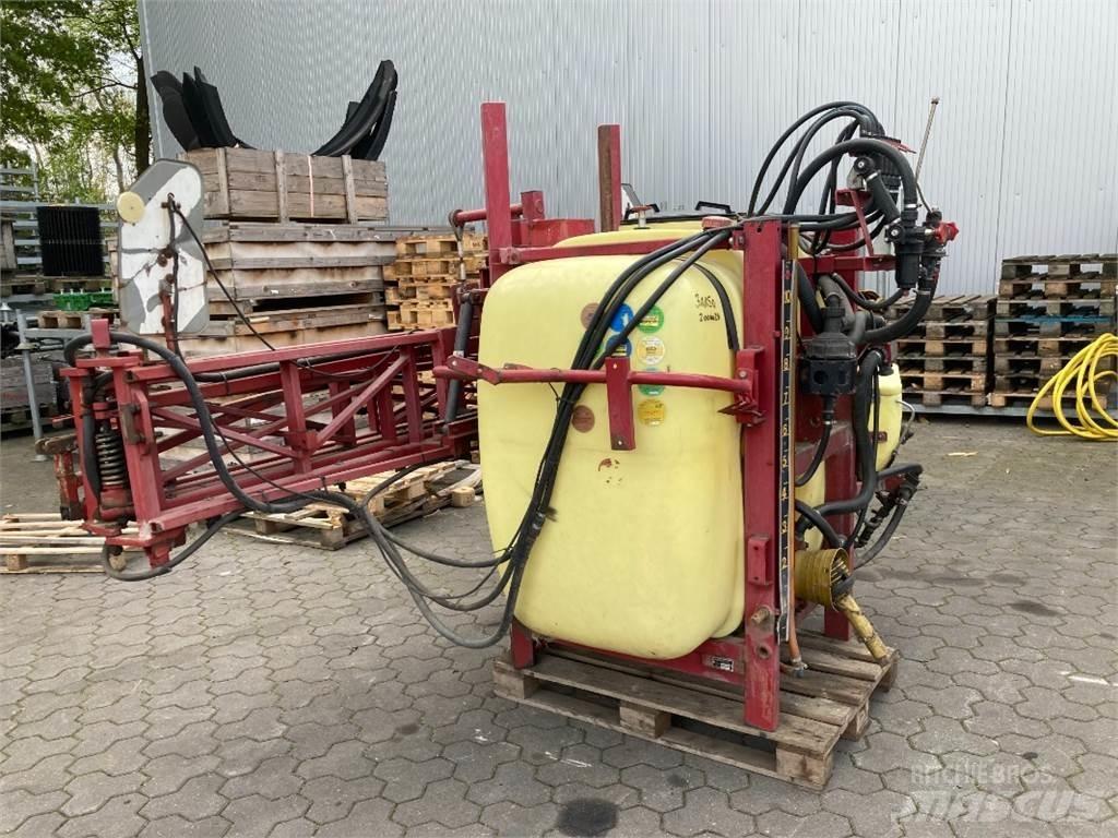 Hardi LX 1000 Ltr Vontatott trágyaszórók