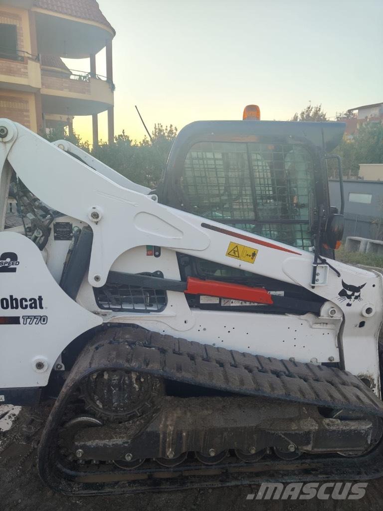 Bobcat T 770 Lánctalpas homlokrakodók