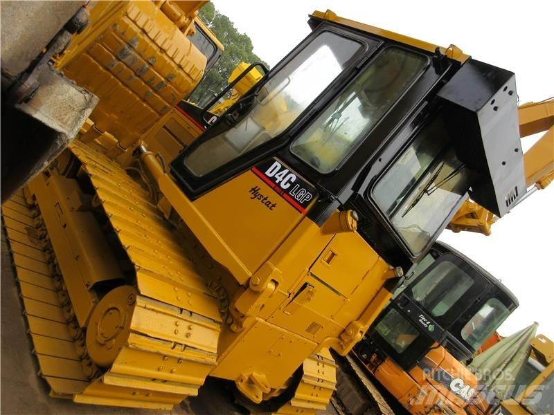 CAT D 4 C lánctalpas dózerek