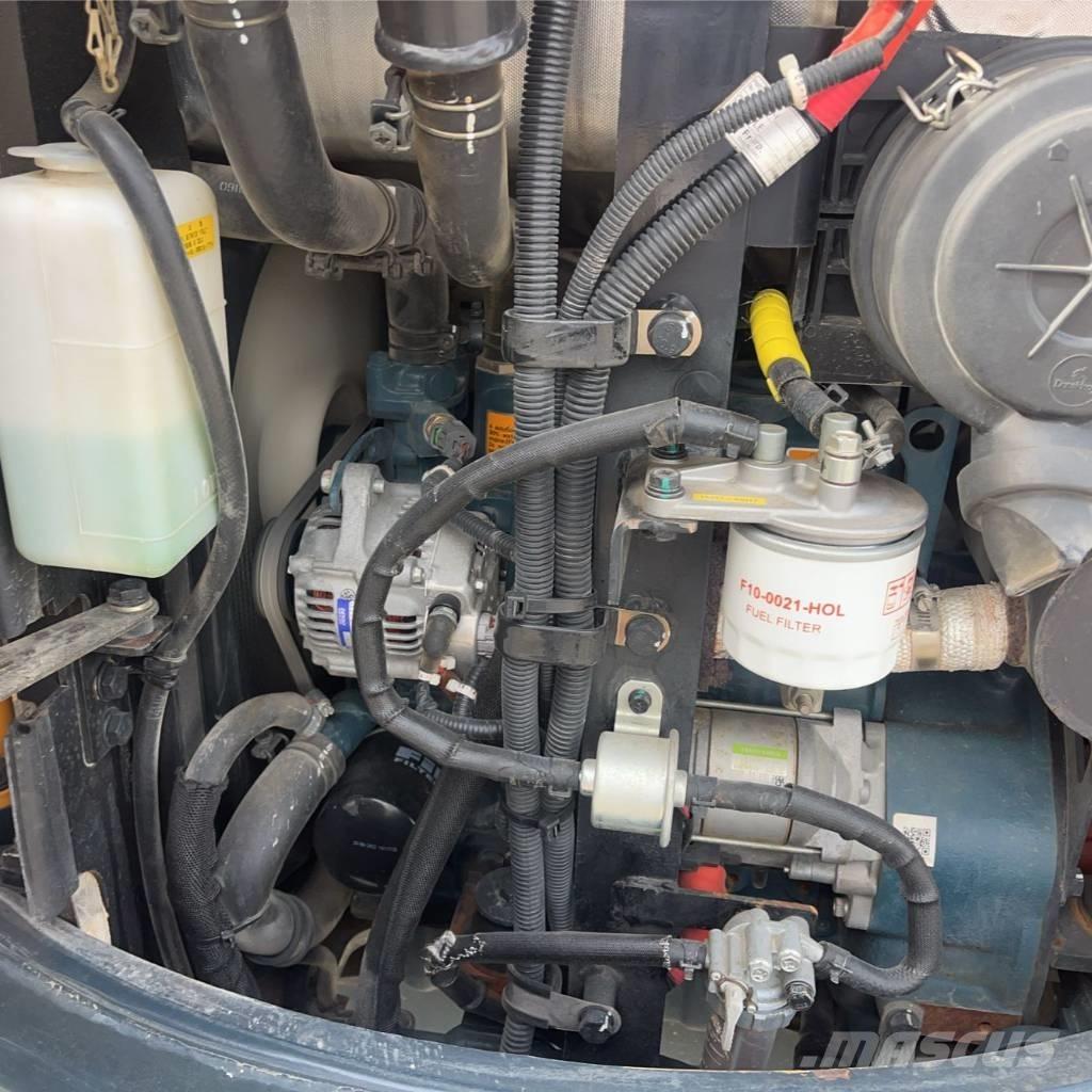 Hyundai 25 Z-9 Mini kotrók < 7t