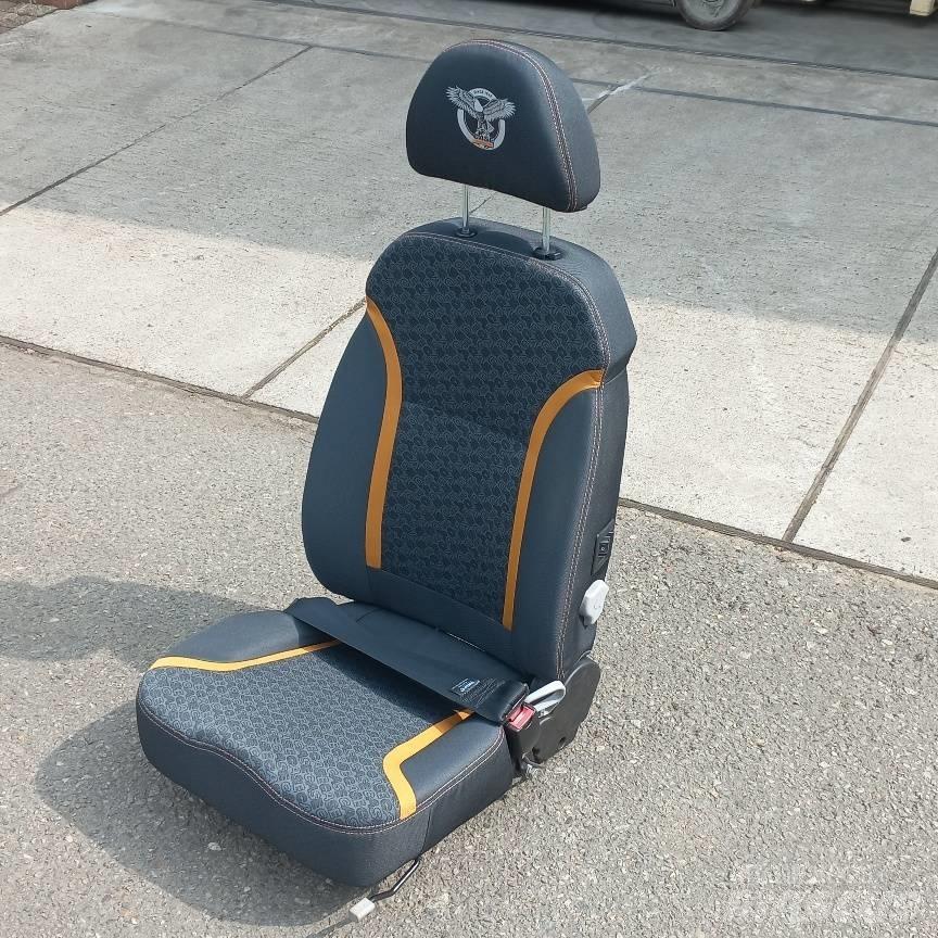 CASE CX210E stoel Vezetőfülke és belső tartozékok