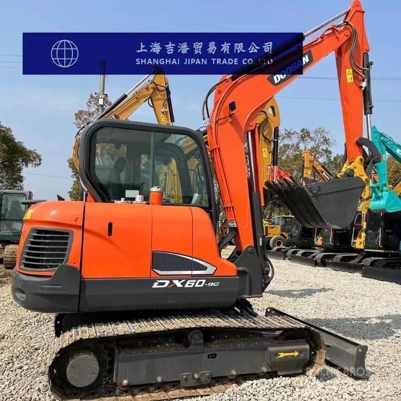 Doosan DX 60-9C Mini kotrók < 7t