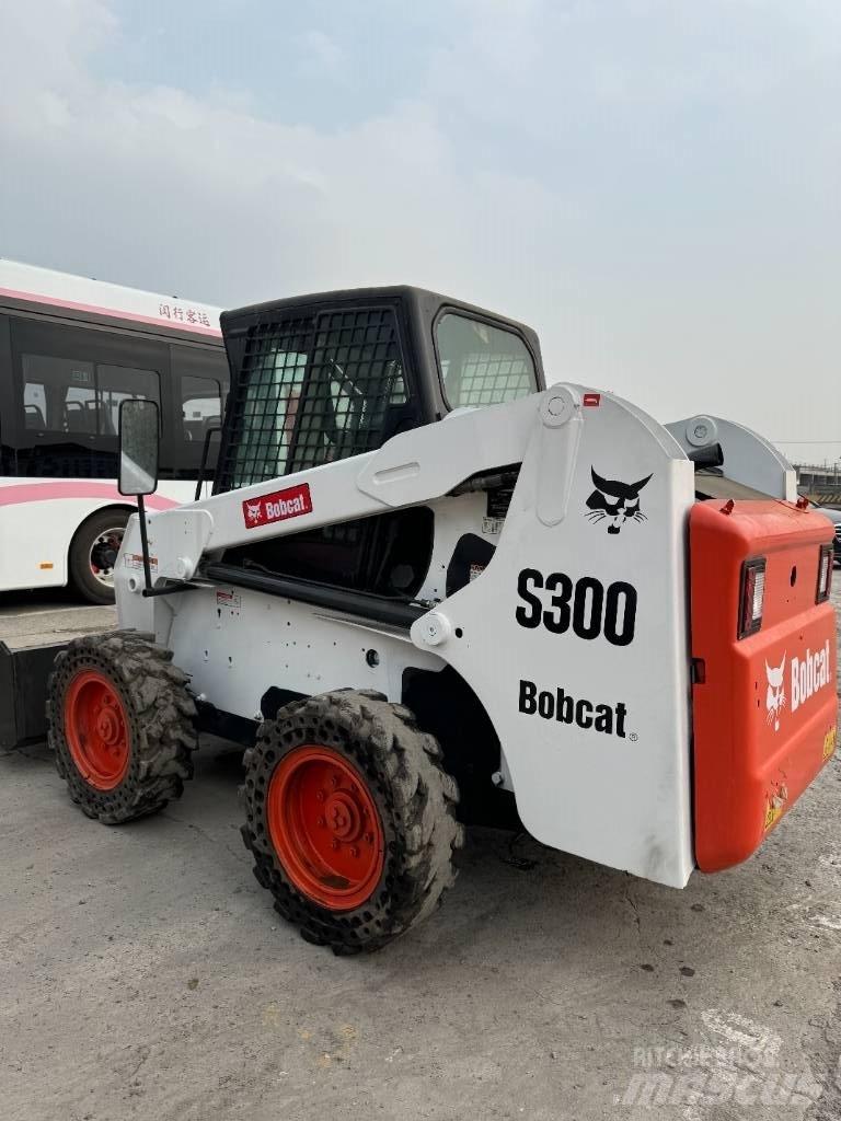 Bobcat S 300 Kompaktrakodók