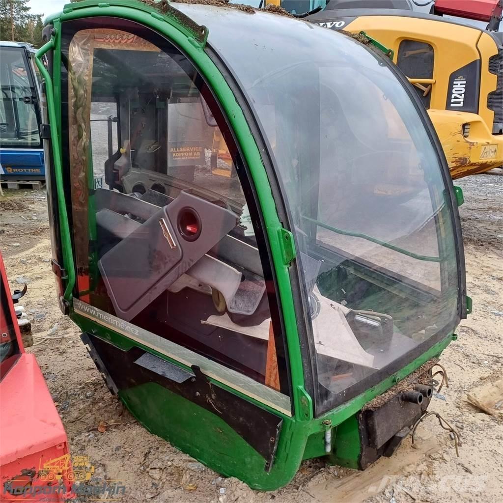 John Deere 1270e Vezetőfülke és belső tartozékok