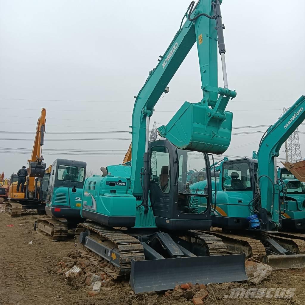 Kobelco SK75-8 Közepes (midi) kotrók 7 t - 12 t