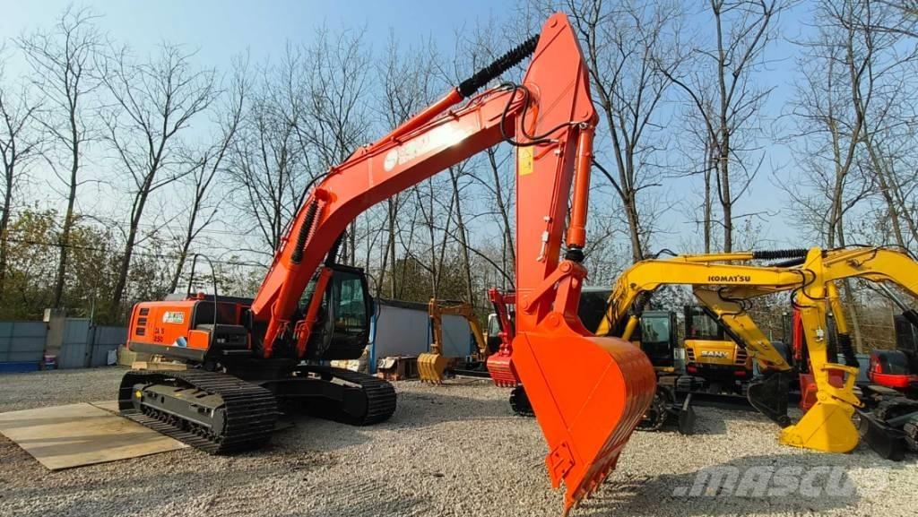 Hitachi ZX 250 Lánctalpas kotrók