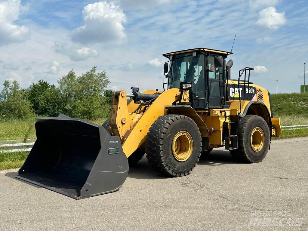 CAT 950K Gumikerekes homlokrakodók