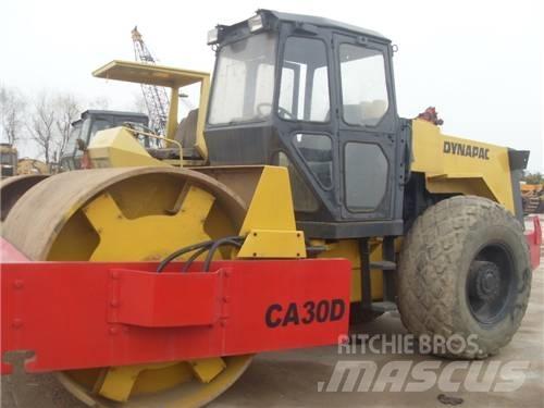 Dynapac CA 30 D Egydobos hengerek