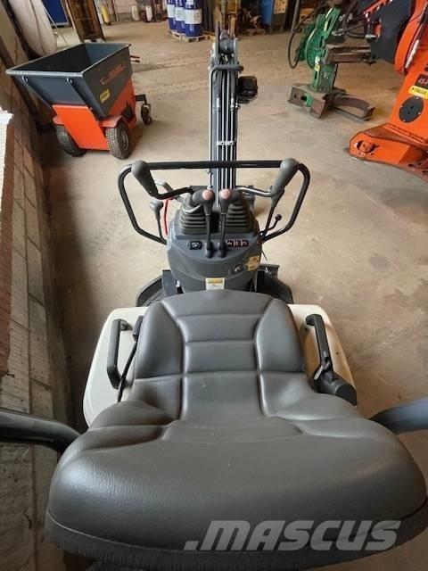 Schaeff TC10Z Mini kotrók < 7t
