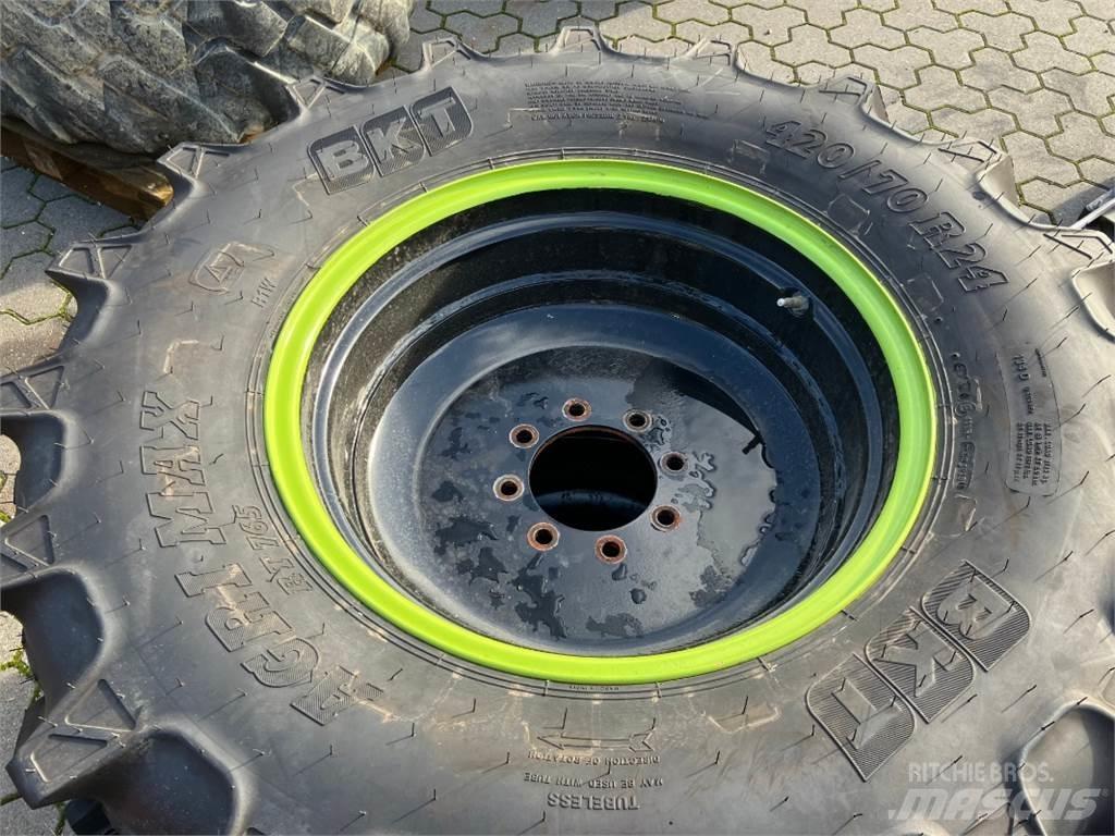 BKT 420/70R24 Gumiabroncsok, kerekek és felnik