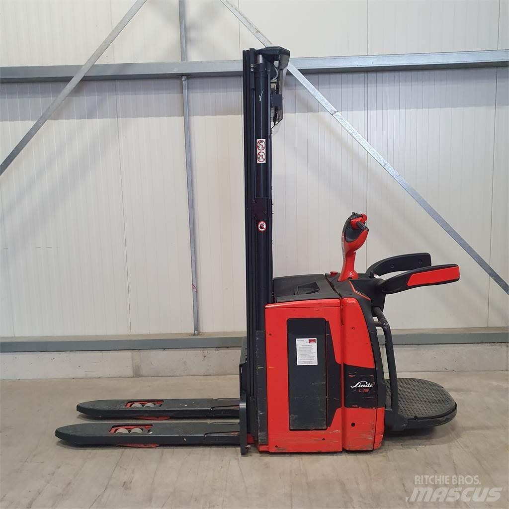 Linde L16APi Gyalogkíséretű targonca