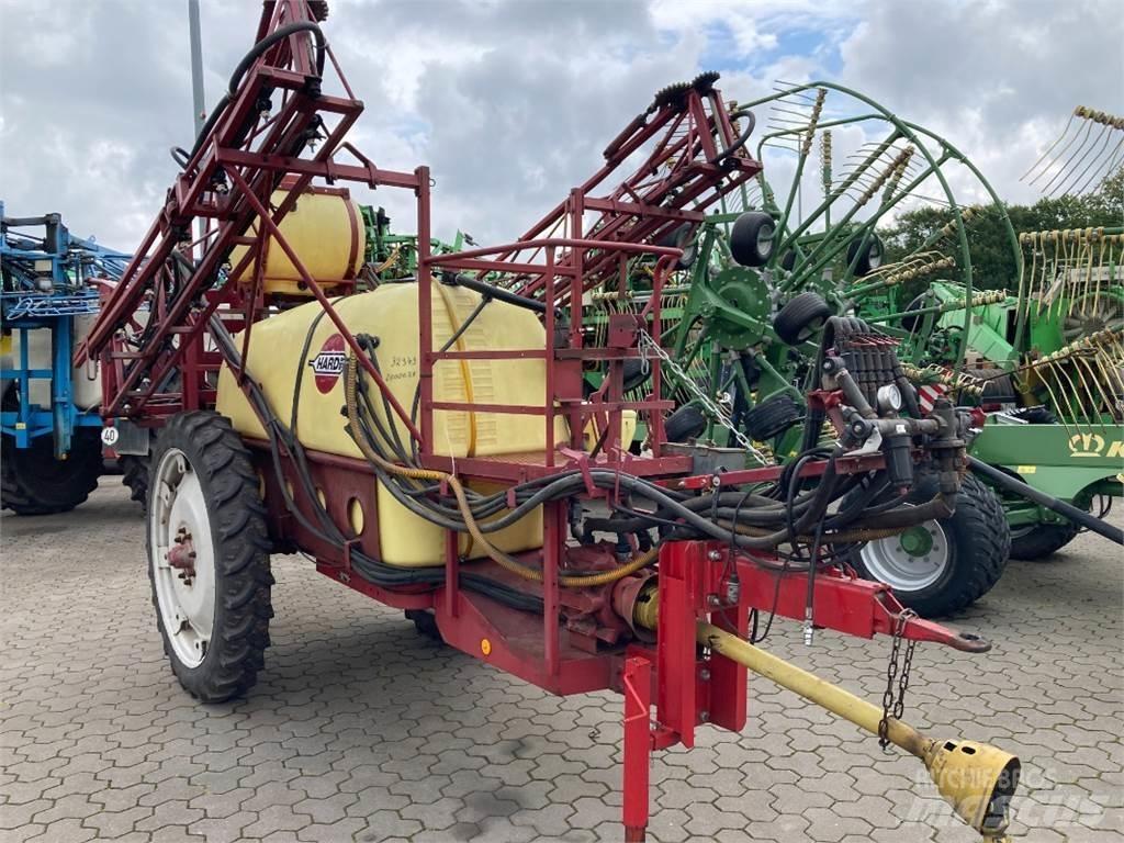 Hardi TYZ 2400 Vontatott trágyaszórók