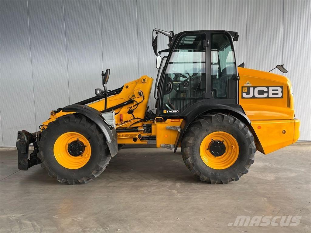 JCB TM 320 Agri Gumikerekes homlokrakodók
