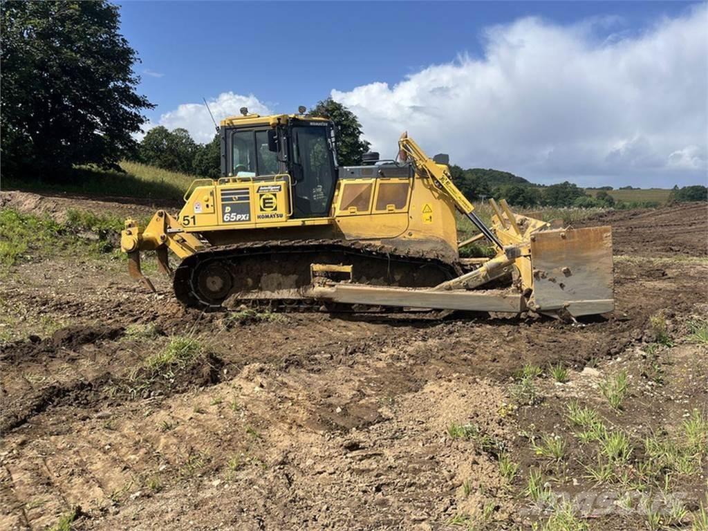 Komatsu D65PXI-18 lánctalpas dózerek