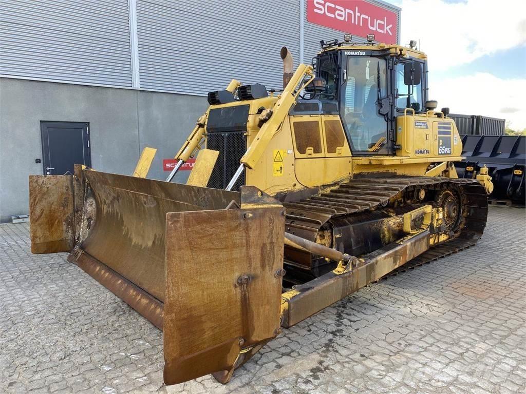 Komatsu D65PXI-18 lánctalpas dózerek