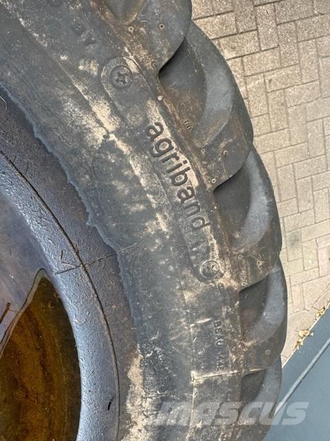 Agriband 315/80/22.5 Gumiabroncsok, kerekek és felnik